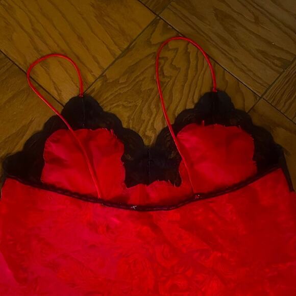 vintage Lucie Ann size large Elegant Red Lace Trim women's Chemise - Picture 5 of 8